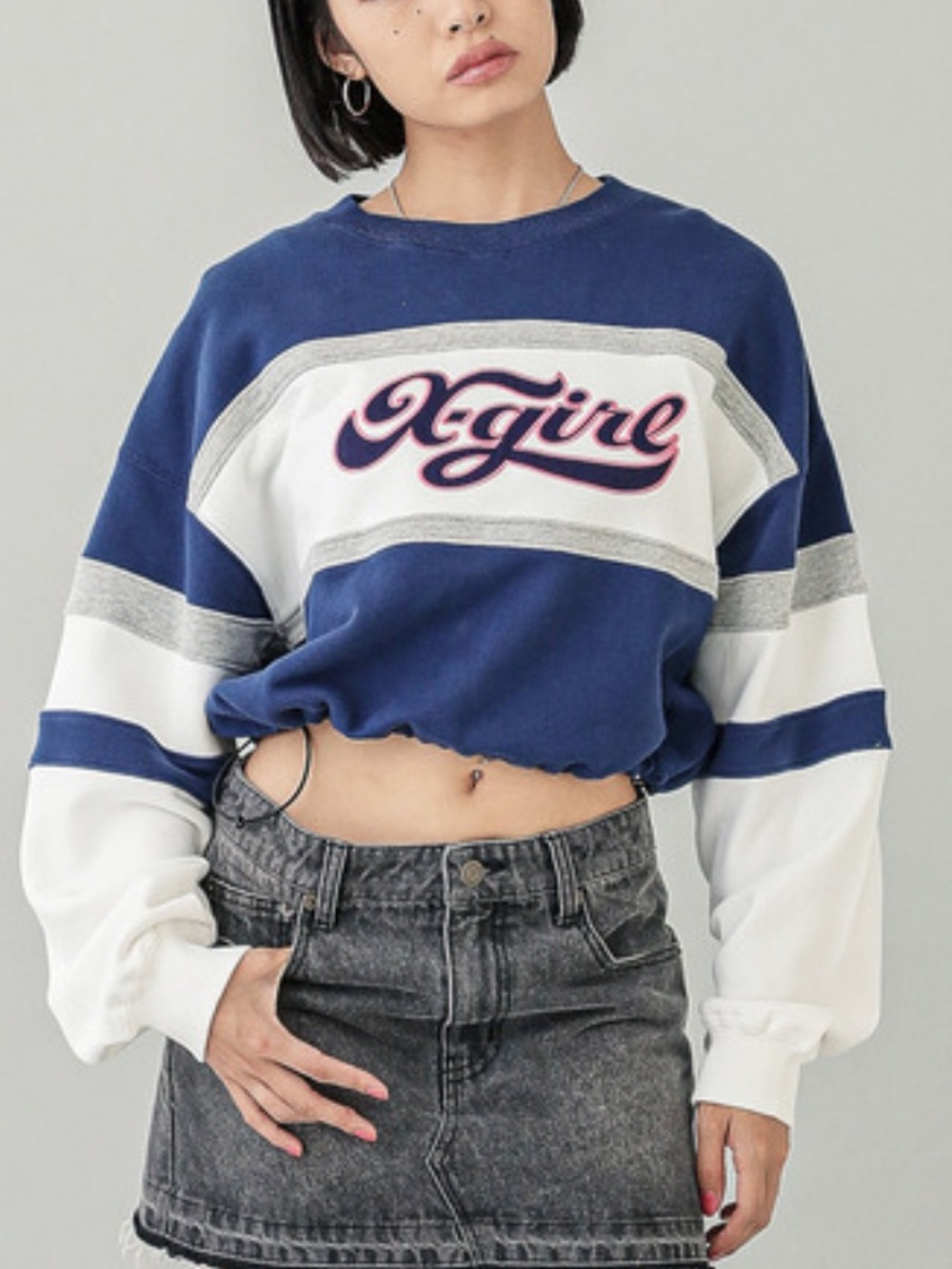 X-Girl Woman's Cheerful Logo Blue Cropped Sweat Shirt Sz Med